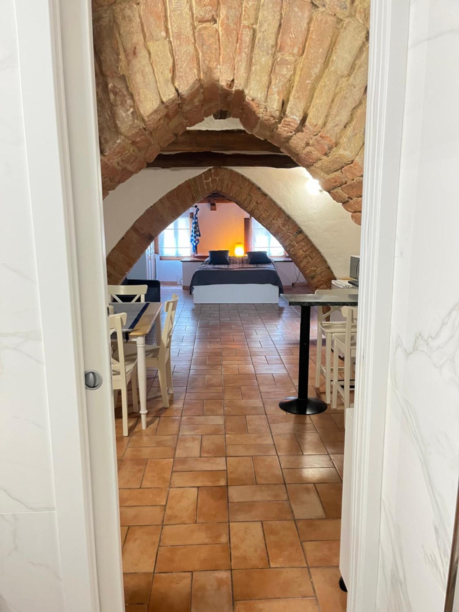 Gli Archi Nel Cuore Di Siena